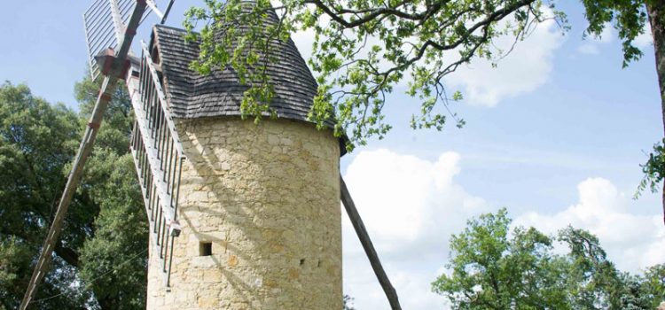 MOULIN DE HAUT SARPE (SAINT CHRISTOPHE DES BARDES)